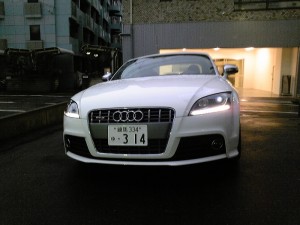 アウディ TT-S